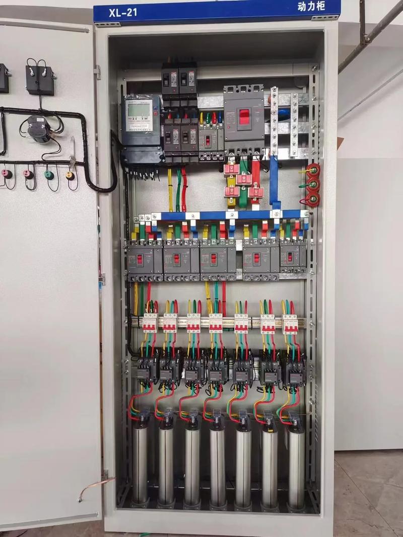 漯河電箱工廠 專(zhuān)業(yè)制造與銷(xiāo)售高低壓成套電氣設(shè)備